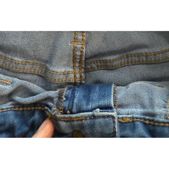 Universal Thread High Rise Jegging - Picture 3 of 6